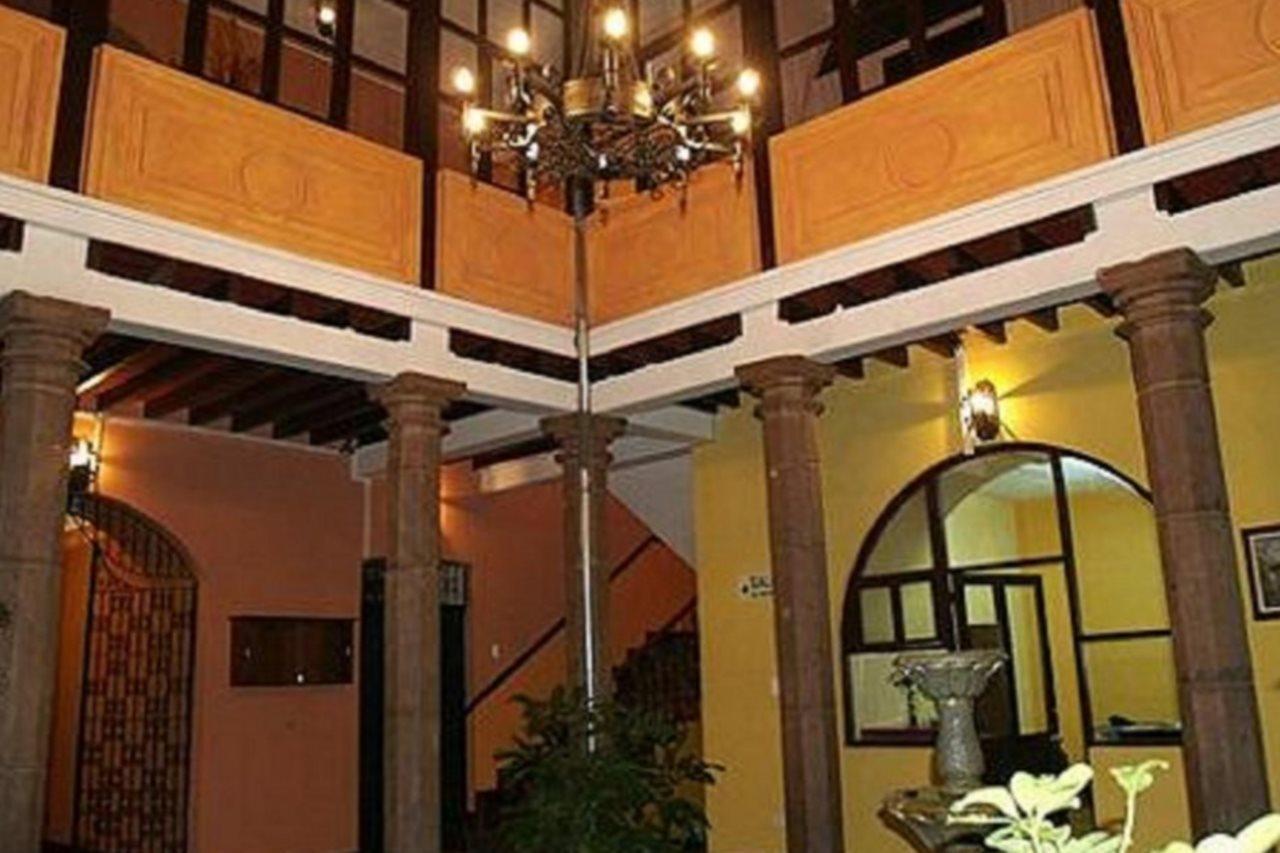 Hotel Catedral キト エクステリア 写真