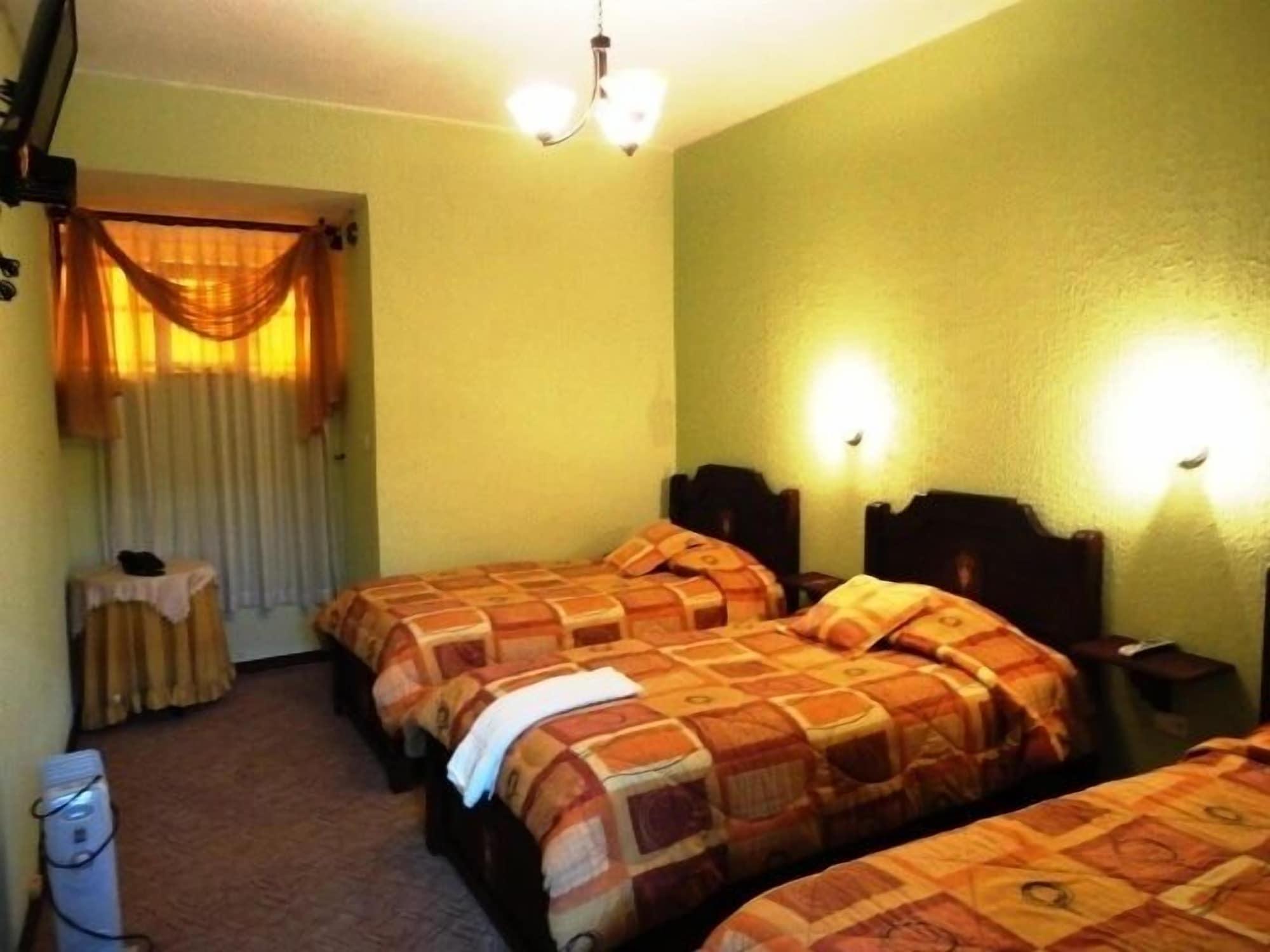 Hotel Catedral キト エクステリア 写真