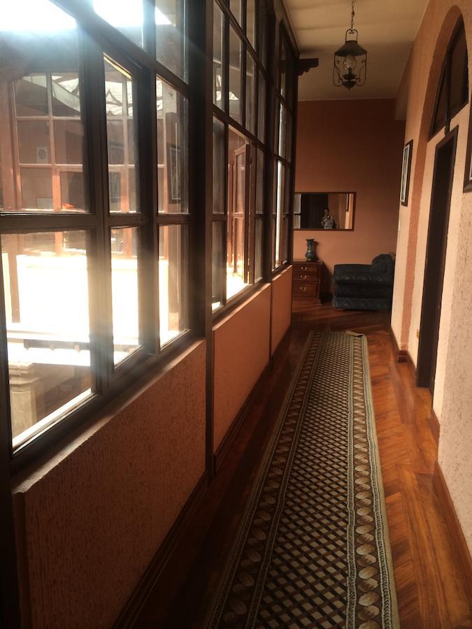 Hotel Catedral キト エクステリア 写真