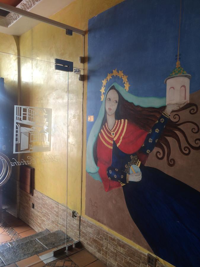 Hotel Catedral キト エクステリア 写真