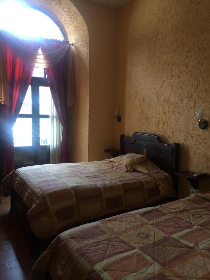 Hotel Catedral キト エクステリア 写真