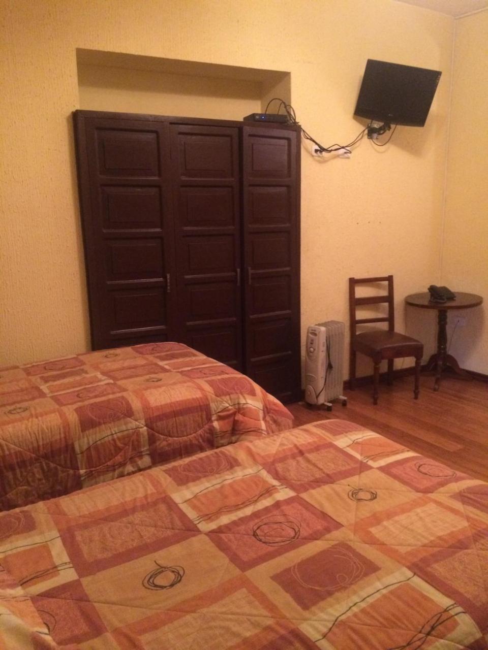 Hotel Catedral キト 部屋 写真