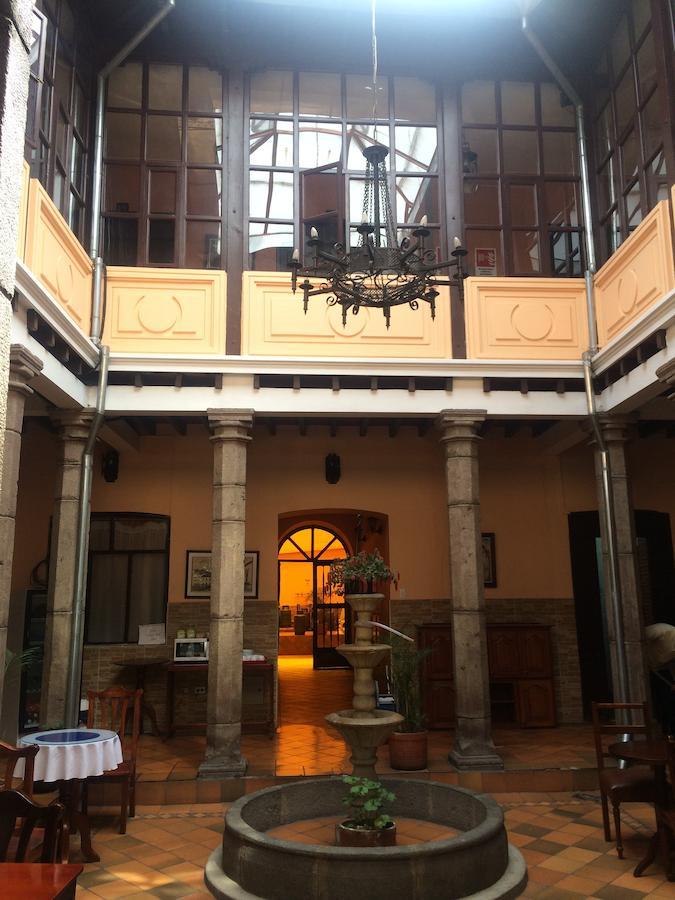 Hotel Catedral キト エクステリア 写真