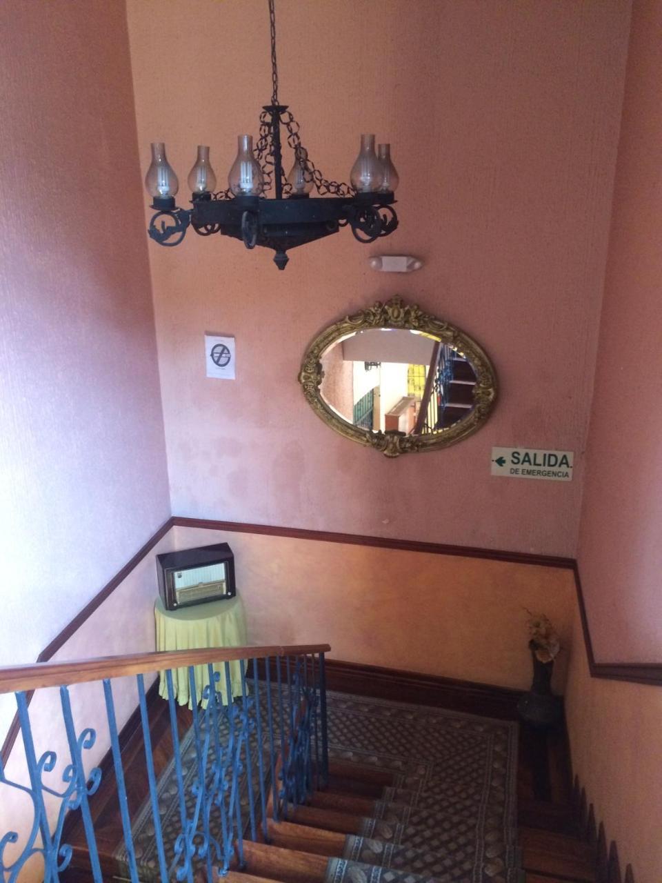 Hotel Catedral キト エクステリア 写真